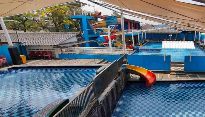 Kolam Renang Paragon Depok: Surga Semi-Indoor untuk Berenang