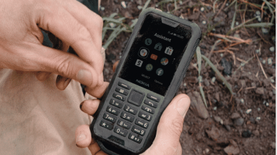 Nokia 800 – Feature Phone dengan Daya Tahan Tinggi