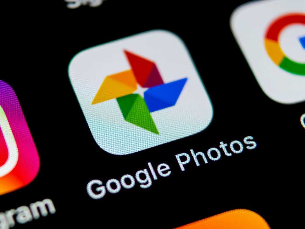 Sediakan 8 dan Google Photos Akan Cetak dan Kirimkan Foto Terbaik Anda