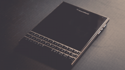 Tahun ini Blackbarry Akan Hadirkan Kembali Smartphone dengan Keyboard Fisik QWERTY
