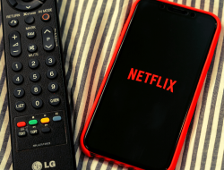 Tambah Fitur Fast Laugh, Netflix Saingi TikTok ?