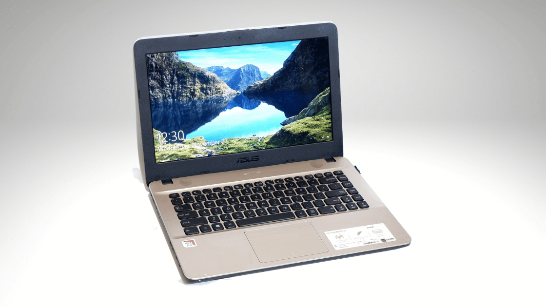 ASUS VivoBook X441BA