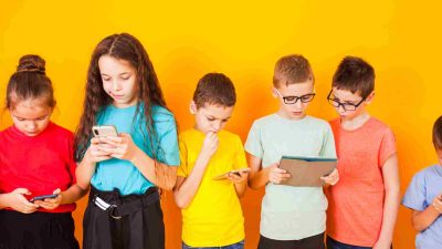 Mengawasi Aplikasi Digital Anak, Langkah Bijak Orang Tua Zaman Now!