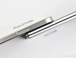 vivo X Fold5 vs iPhone 16 Pro Max