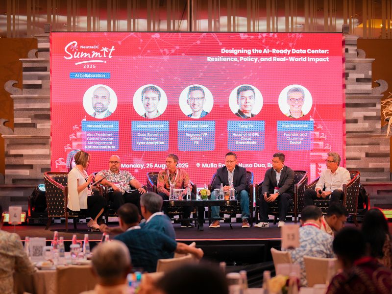 NeutraDC Summit 2025 di bali