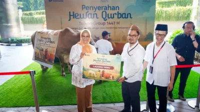 TelkomGroup Salurkan 910 Hewan Kurban untuk 62 Ribu Warga