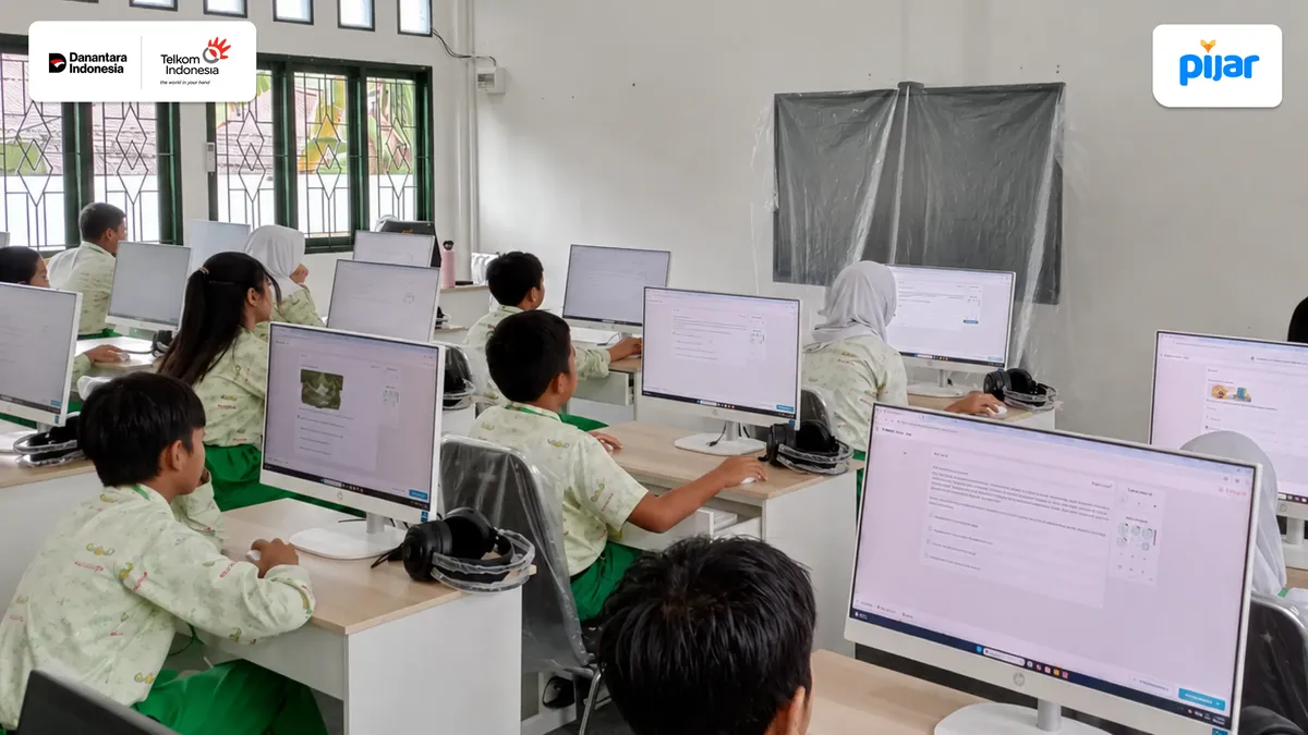 Pelaksanaan ujian berbasis komputer melalui platform PIJAR - sumber dari Telkom