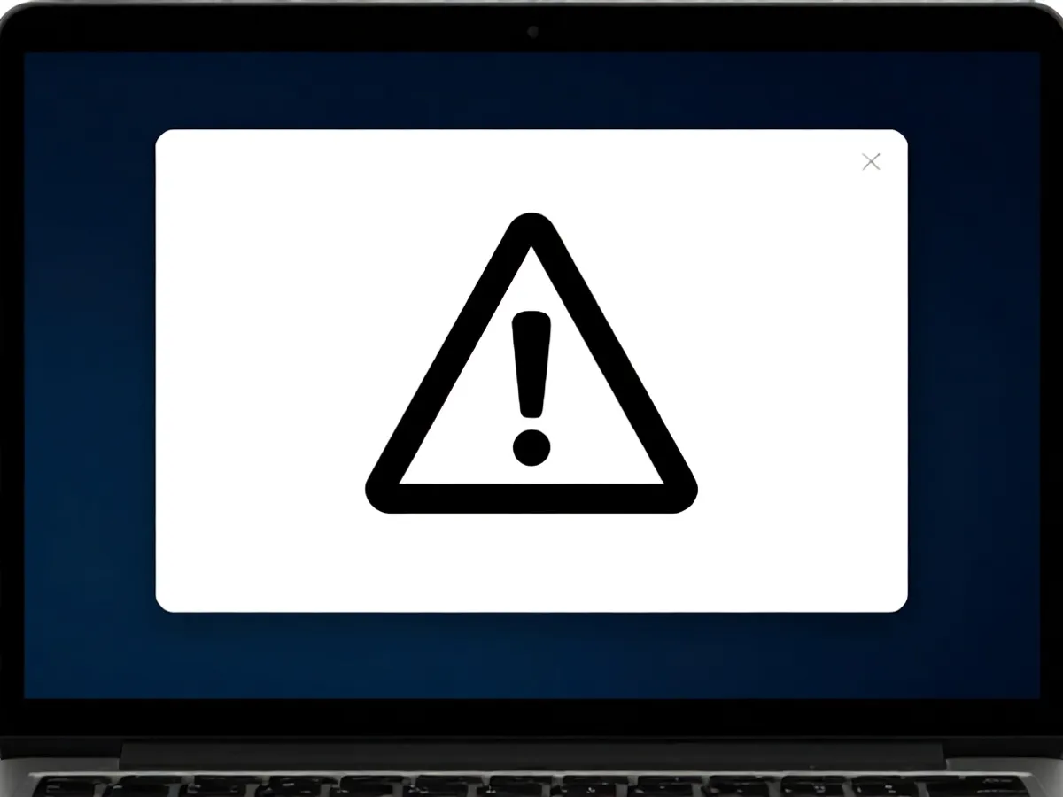 Kampanye SMOKE#SCREEN - malware adalah Ilustrasi fake software update deceptive notification social engineering - malware adalah - karya ilustrasi AI