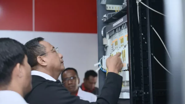 Optimasi konektivitas satelit Telkomsat di 17 titik terdampak gempa NTT - sumber dari Telkom