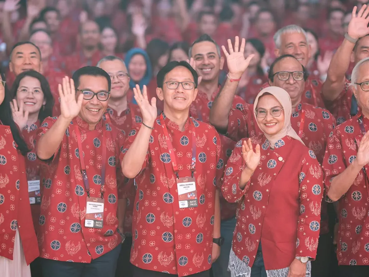 Miles to Mangrove BATIC 2026 Penanaman mangrove sebagai bagian dari program Miles to Mangrove BATIC 2026 - sumber dari Telkom
