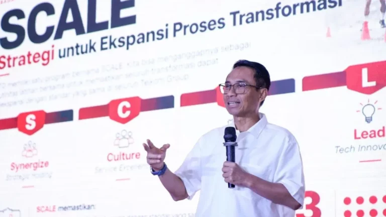 Direktur IT Digital Telkom Faizal Rochmad Djoemadi memaparkan inisiatif SCALE di Jakarta - sumber dari Telkom Indonesia