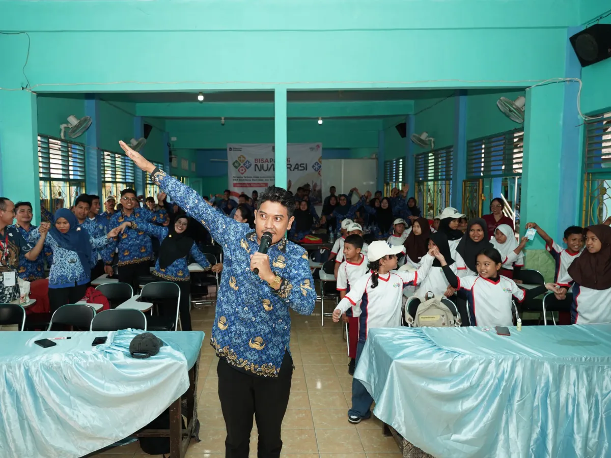 Suasana pelatihan pembelajaran numerasi dan STEM untuk guru SD wilayah 3T - sumber dari telkom.co.id