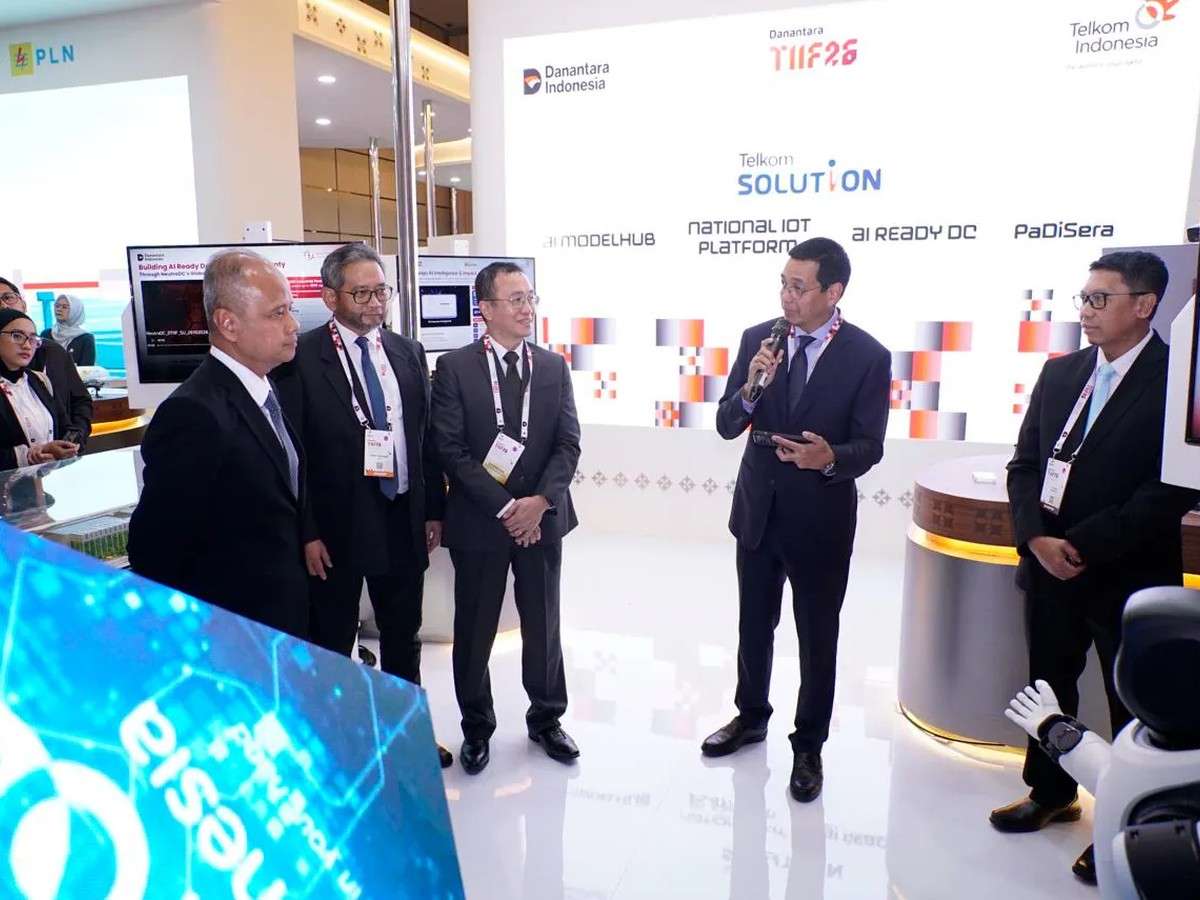 Empat kapabilitas Sovereign Digital Technology TelkomGroup: AI Ready Data Center, AI ModelHub, National IoT Platform, dan PaDiSera - sumber dari telkom.co.id