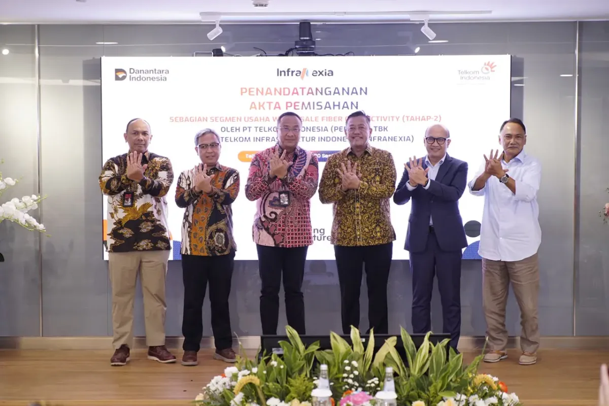 Press conference penandatanganan deed of spin-off Telkom dan InfraNexia - sumber dari telkom.co.id
