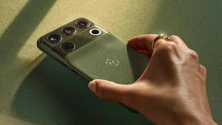 Motorola Signature 27 warna Capulet Olive - sumber dari gizmochina.com